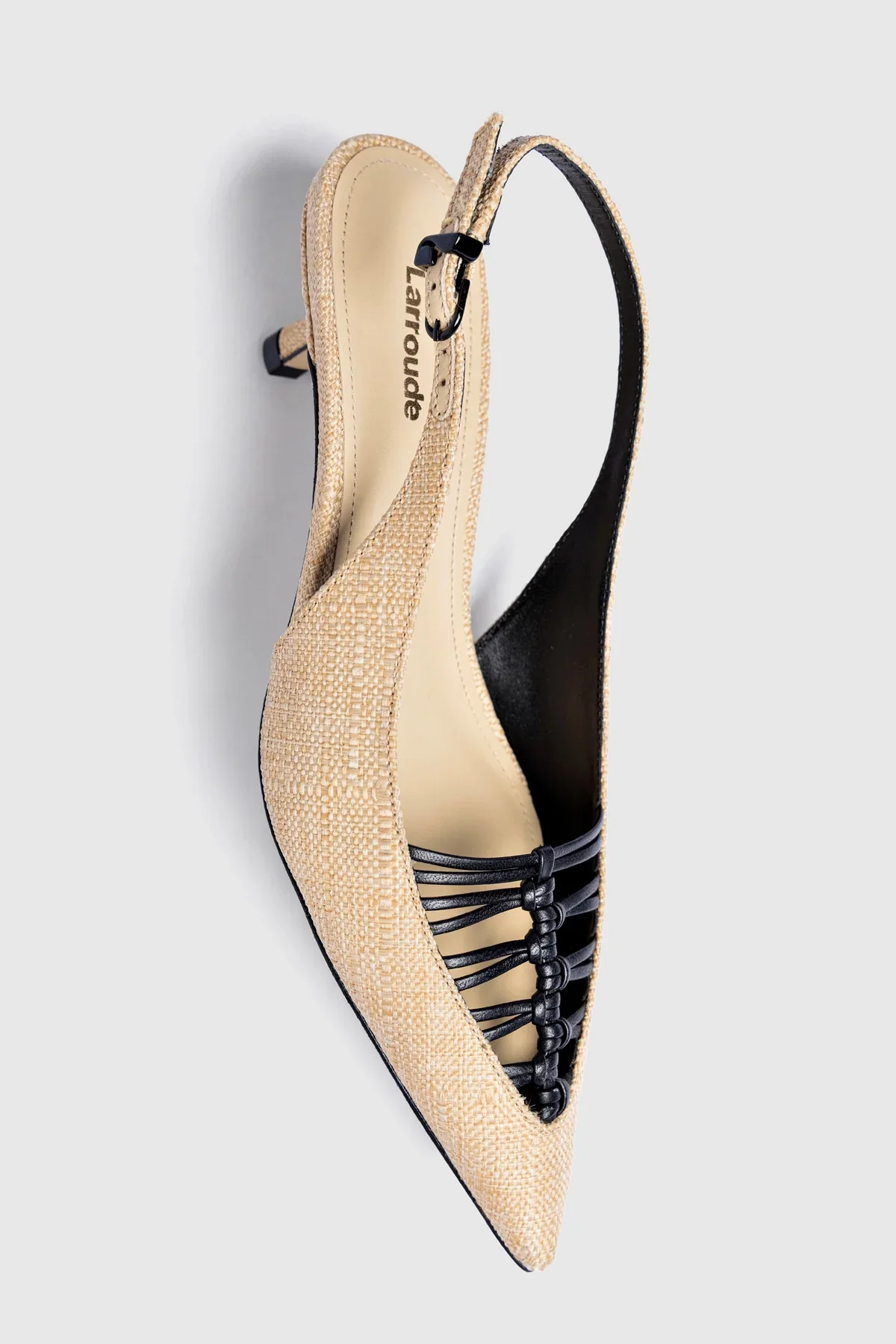 Slingback Nara Ráfia Bege e Couro Preto - Image 2