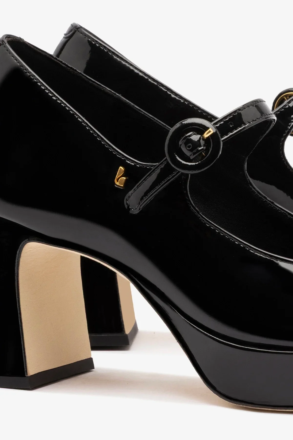 Scarpin Plataforma Blair Couro Verniz Preto - Image 4