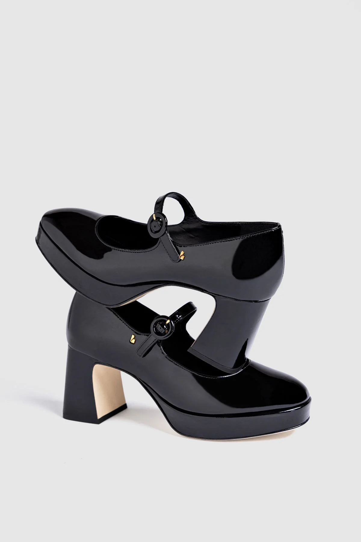 Scarpin Plataforma Blair Couro Verniz Preto - Image 6