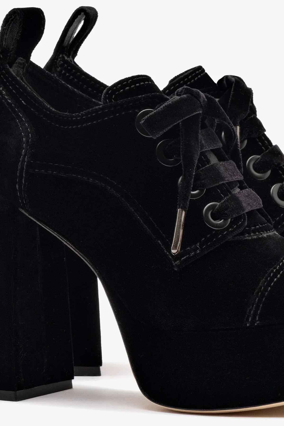 Bota Plataforma Eleonor Veludo Preto - Image 4