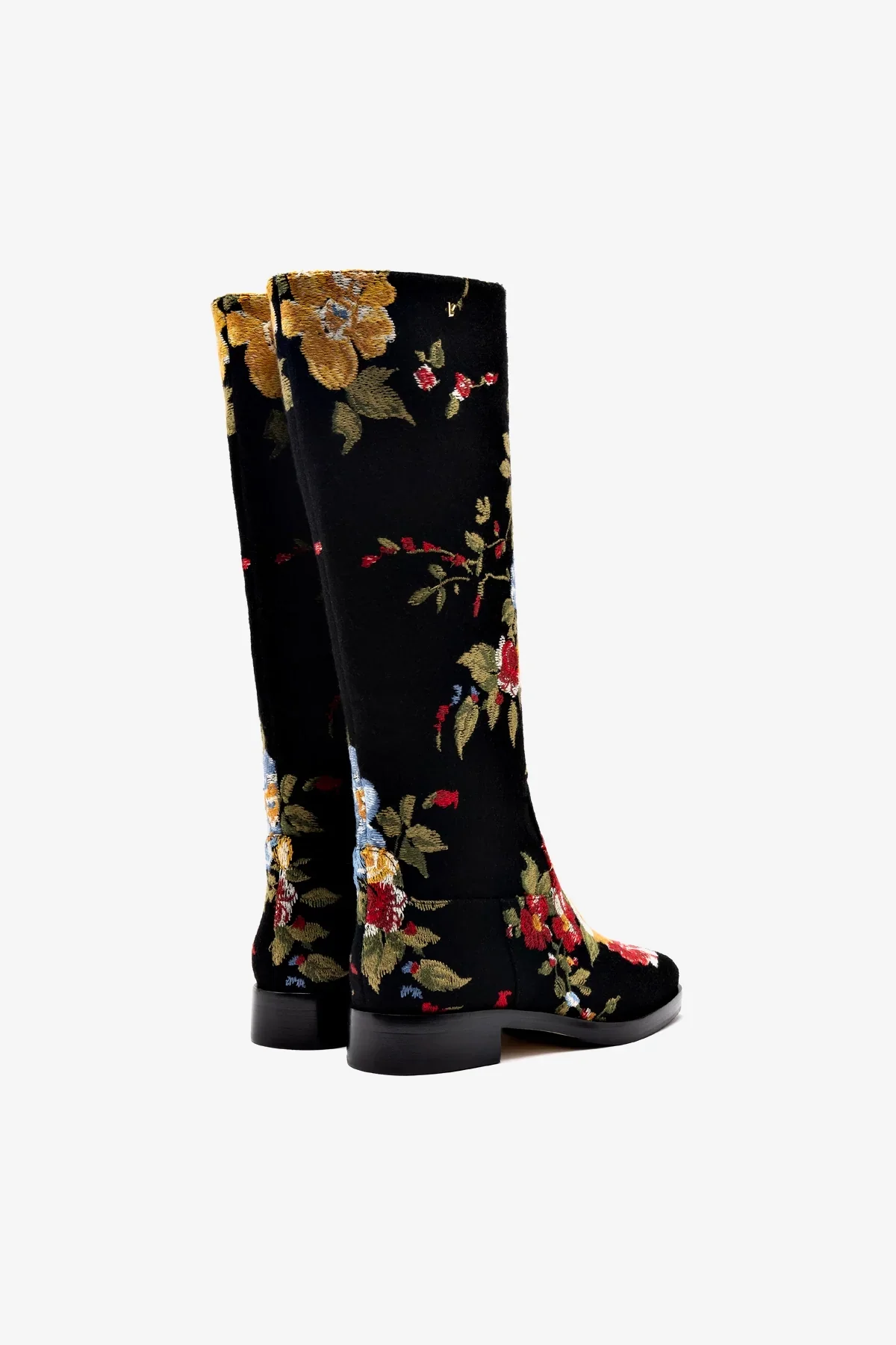 Larroudé x Markarian: Bota Lã Preto e Bordado Floral - Image 7