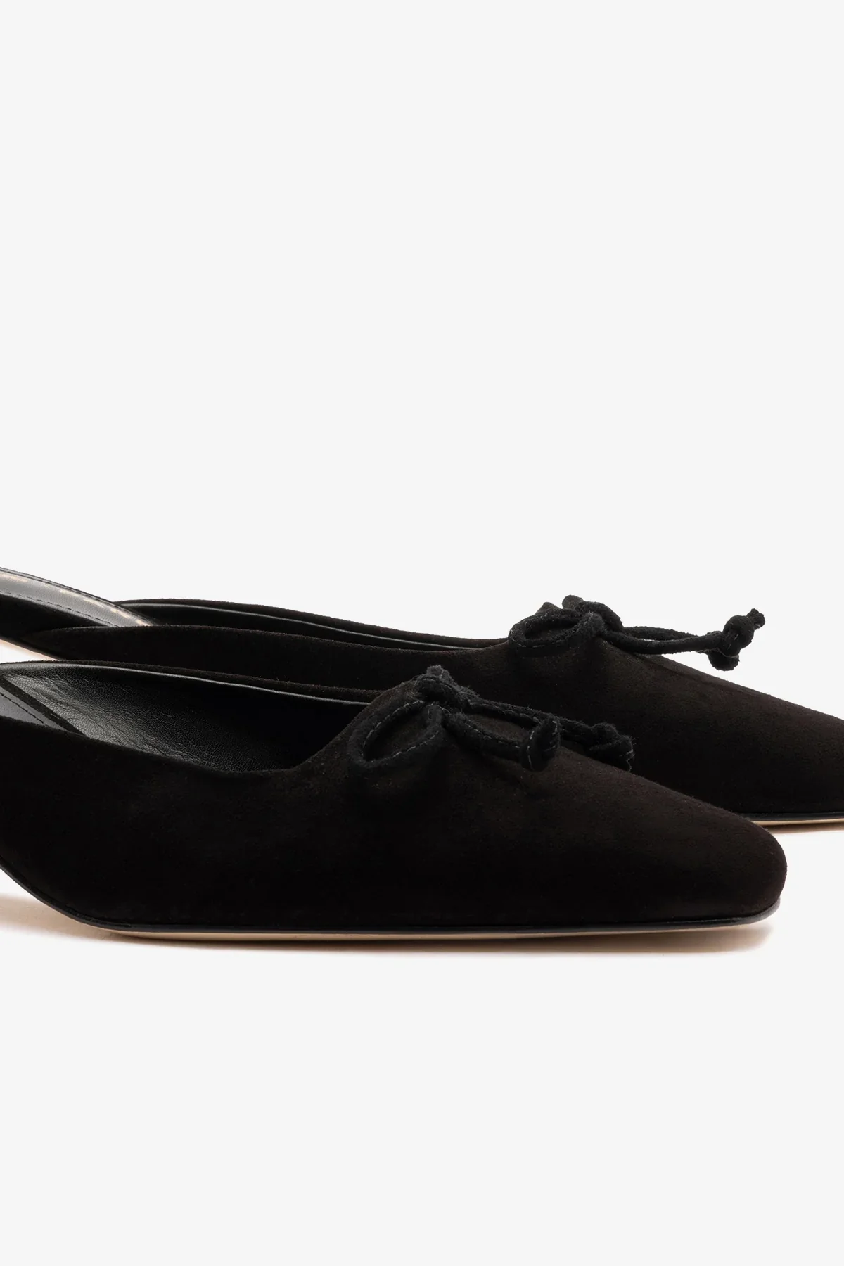 Larroudé x Parke: Mule Camurça Preto - Image 4