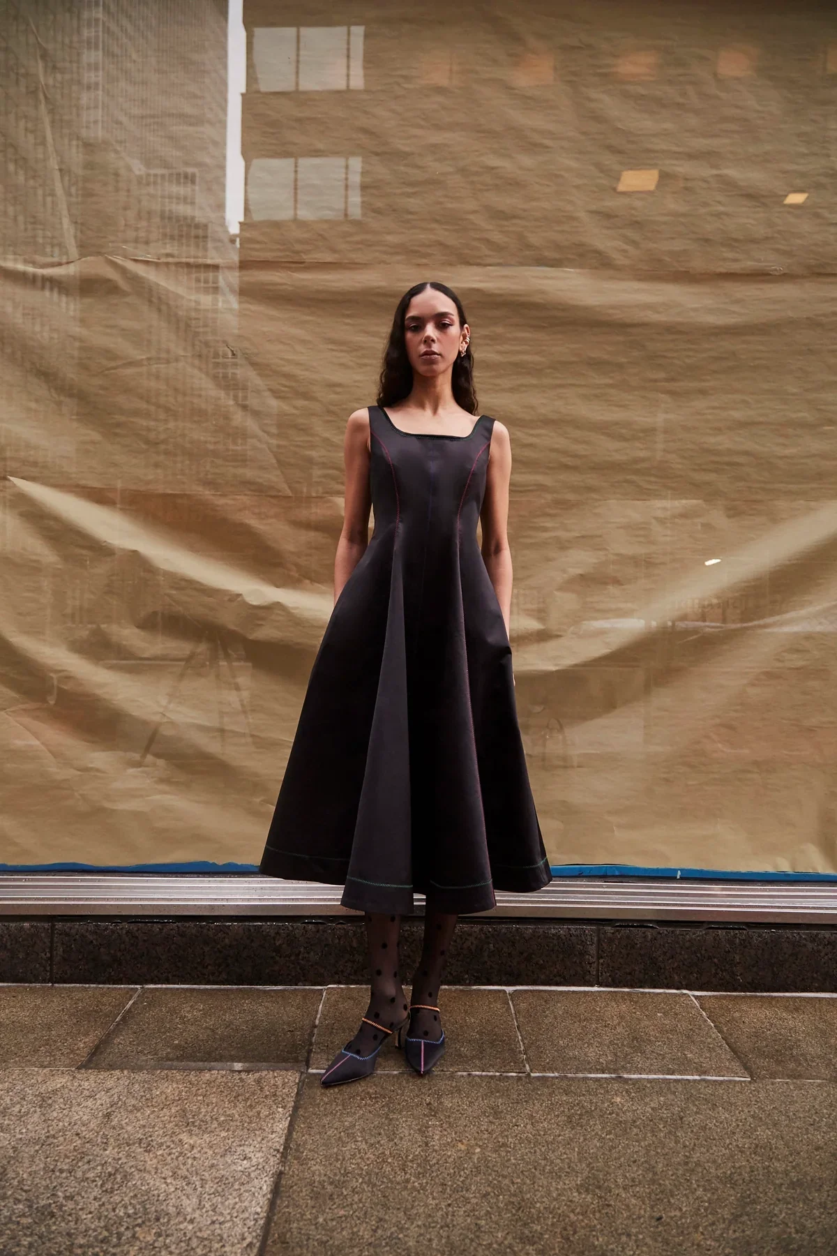 Vestido Sophia Cetim Preto - Image 2