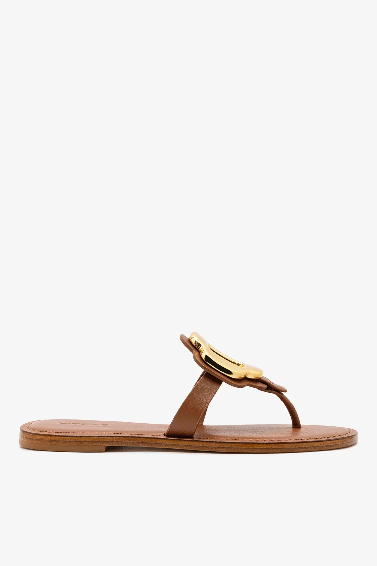 Sandália Flat Margherita Couro Off White e Metal Dourado