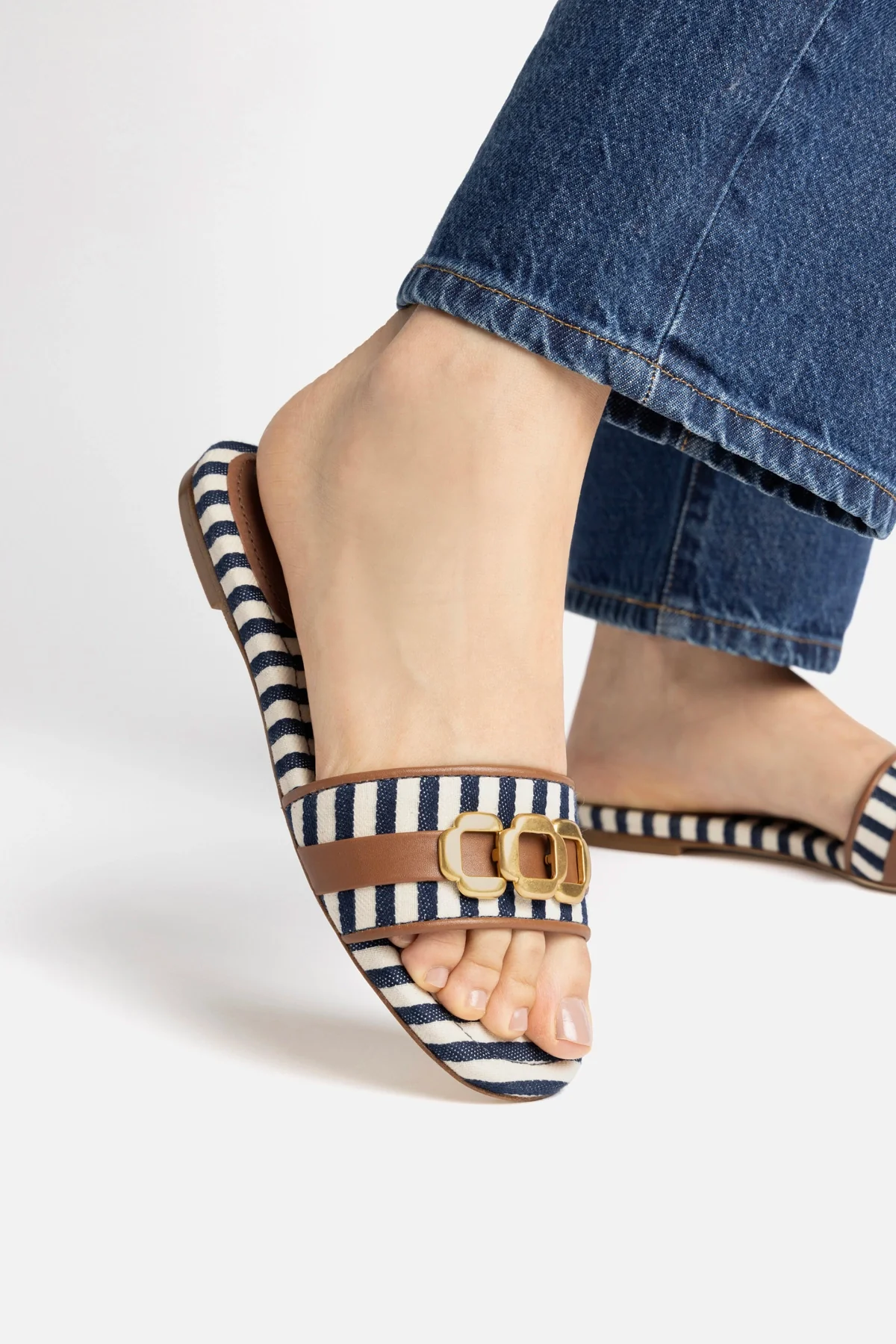 Flat Franca Lona Listrada Azul e Off White e Couro Caramelo - Image 6
