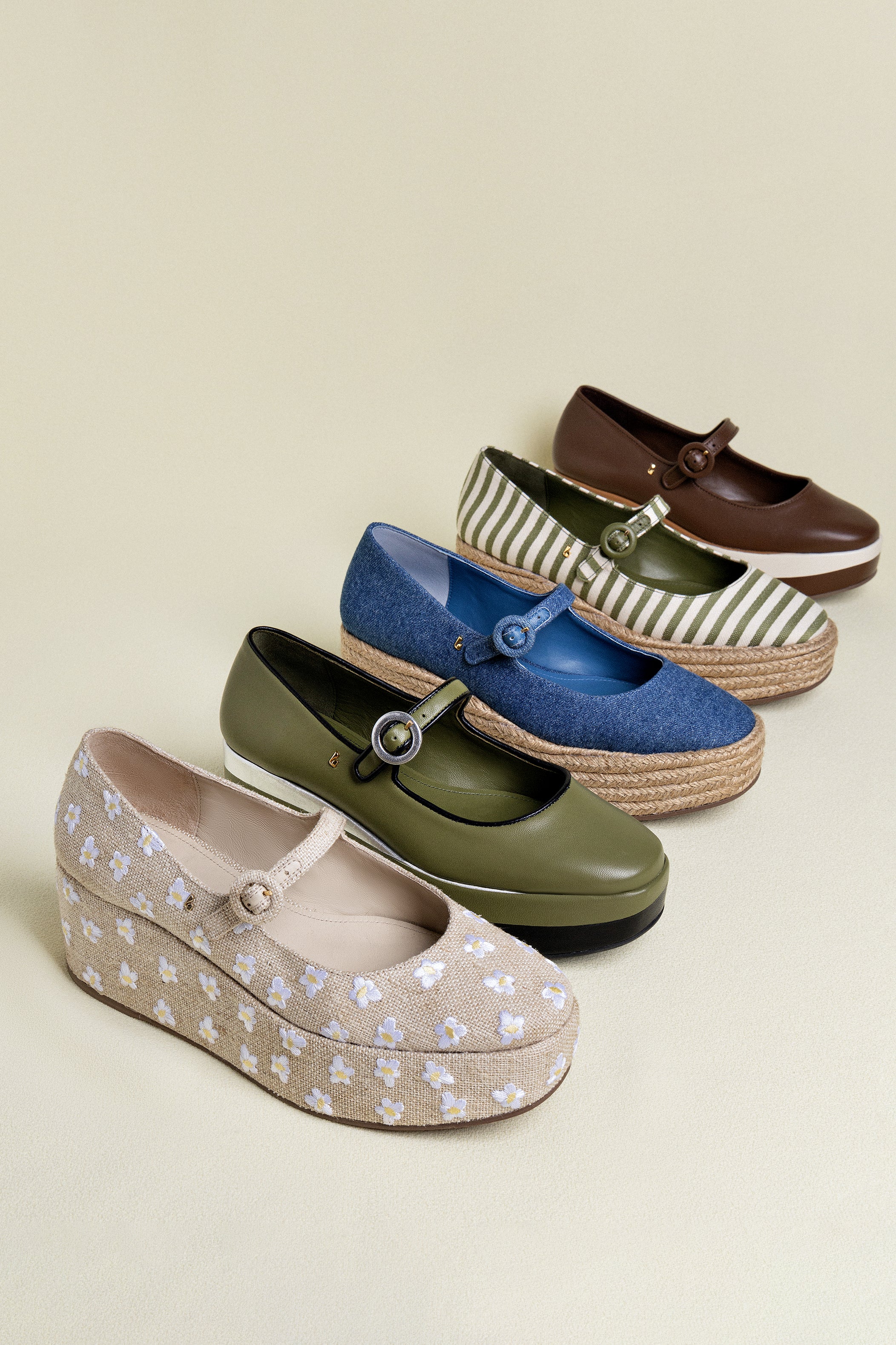 Flatform Blair Linho Natural e Bordado Floral - Image 5