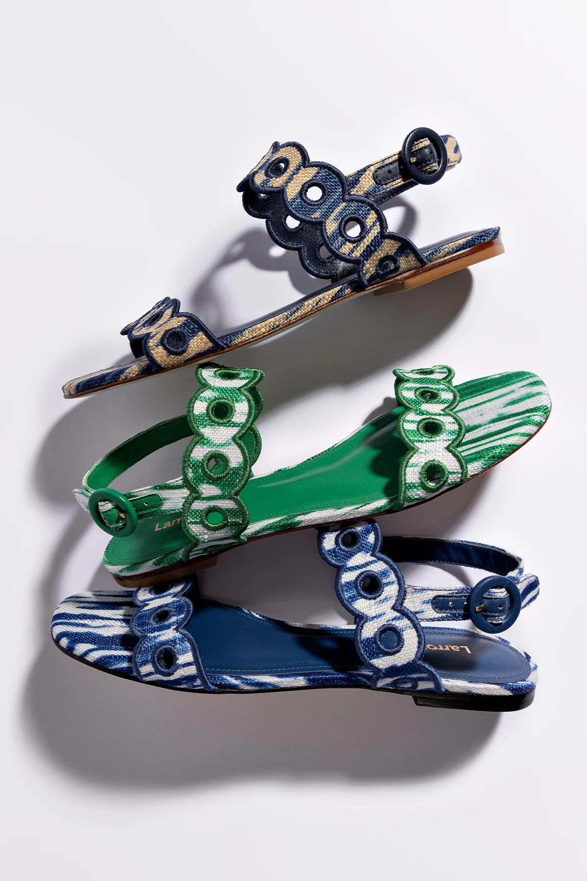 Sandália Flat Florence Ráfia Tie Dye Bege e Azul - Image 6