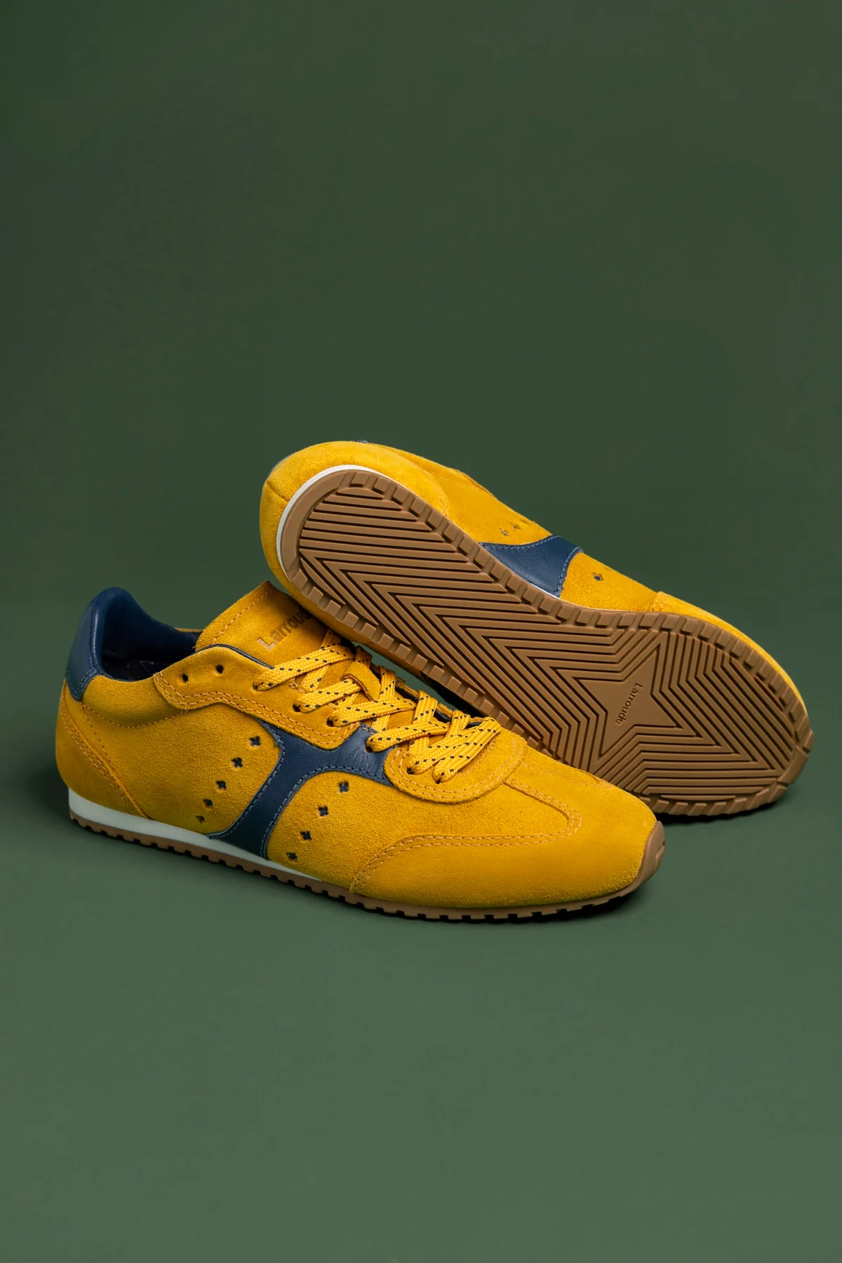 Tênis Stella Camurça Amarelo e Couro Azul - Image 7